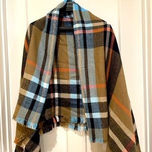 Plaid shawl